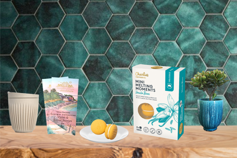 Coffee & Sweet Moments Hamper – Australia-Wide Delivery - Pretty Perfect Gift Hampers