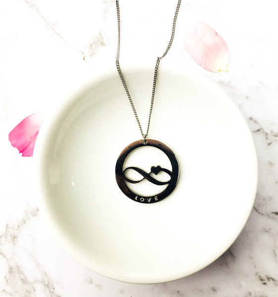 Personalised Infinity necklace - Choice of Silver / Gold and Rose Gold - Pretty Perfect Gift Hampers