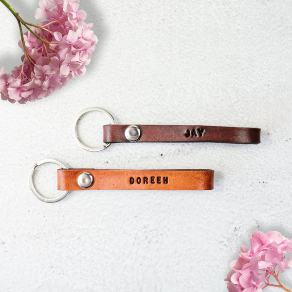 Personalised Leather key chain Brown / tan - Minimalist gifts - Pretty Perfect Gift Hampers
